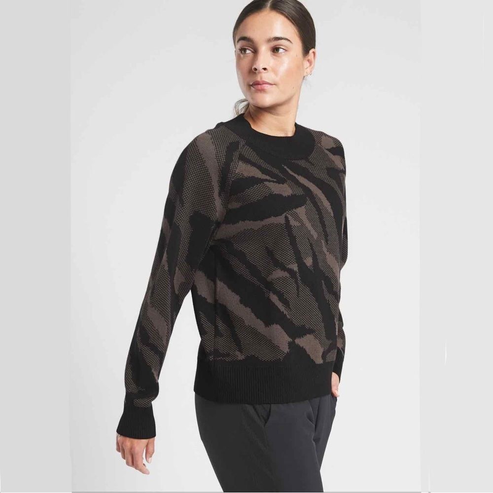 Athleta Jacquard Merino Wool Blend Crew Neck Sweater